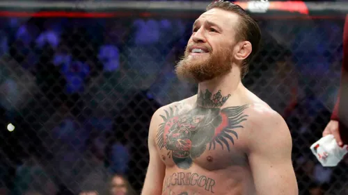 Conor McGregor s'incline devant Dustin Poirier après une terrible...